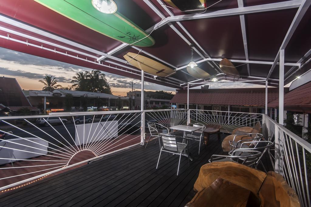 Cadillac Rock Beach Hotel Хако Экстерьер фото