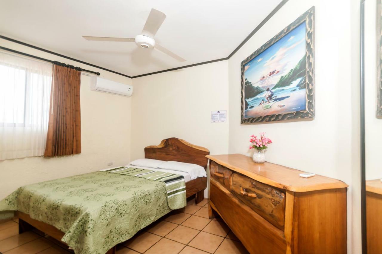 Cadillac Rock Beach Hotel Хако Экстерьер фото